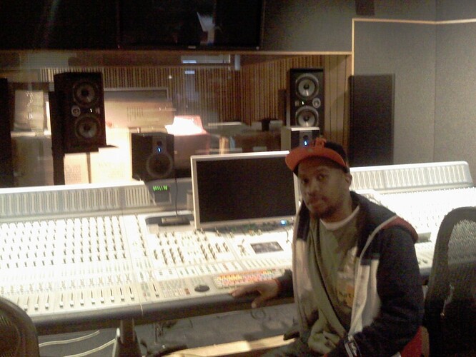 Me%20in%20One%20Union_Red_Room