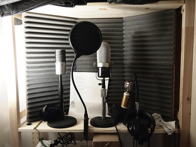 studio_booth