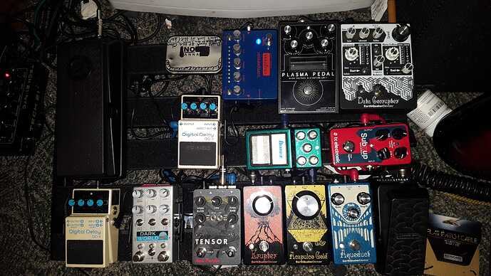 OLY%20PEDALBOARD%20DARK%20WORLD%20dec%2014%202019